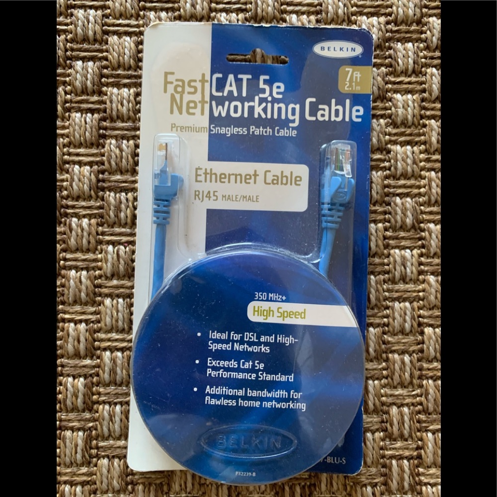 Belkin Fast Cat 5e Networking Cable 350 MHz High Speed  RJ45 Male/Male 7 ft 2.1”